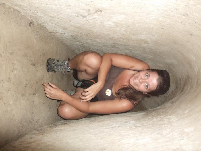 Củ Chi Tunnels 2