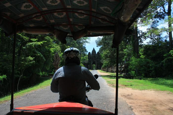 Avenue of Victory into Angkor Thom