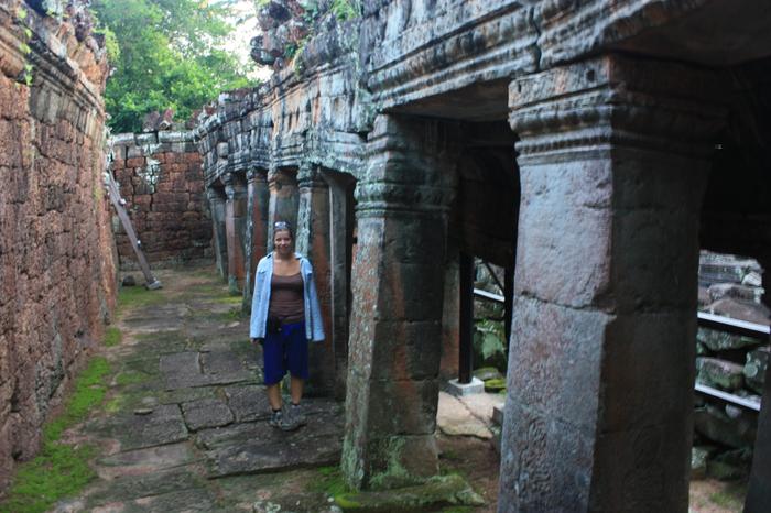 Wonky Pillars in Banteay Kdei